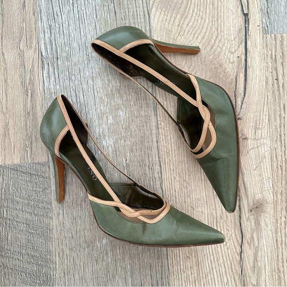 Valentino Pointy High Heels Designer Italian Shoes 37.5 - Picture 2 of 10